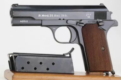 1941 German Femaru M37 - Matching Magazine