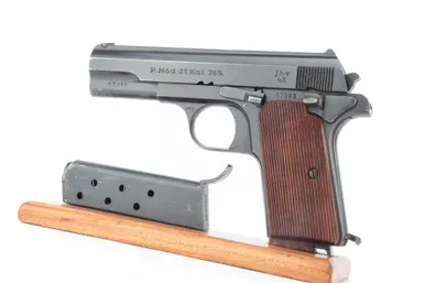 1943 Femaru Model 37 - Matching Magazine