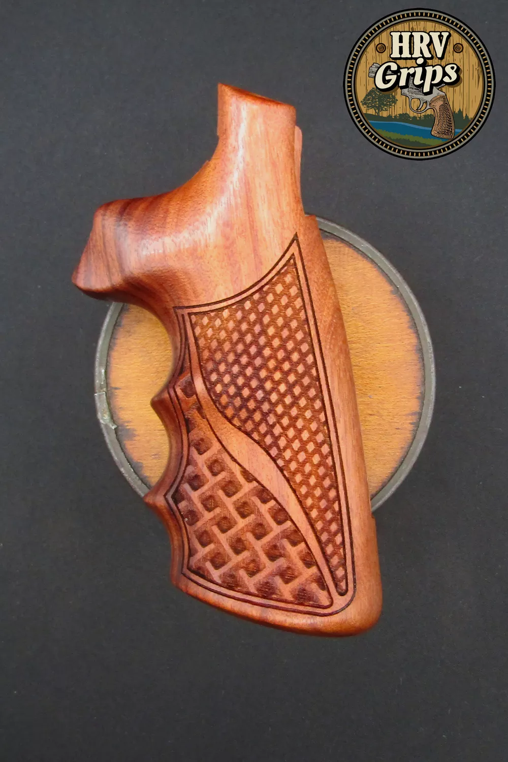 Colt King Cobra Pre-2017 • Anaconda Pre-2020 HOGUE V-Frame with FlatTop Diamonds and Basketweave • All Wood Species • Pau Ferro Shown