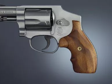 Hogue Bantam Grips Smith & Wesson J Frame Round Butt Goncalo Alves Wood