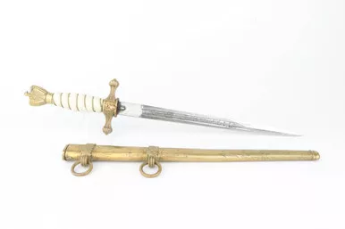 Nice Etched Kriegsmarine Dagger