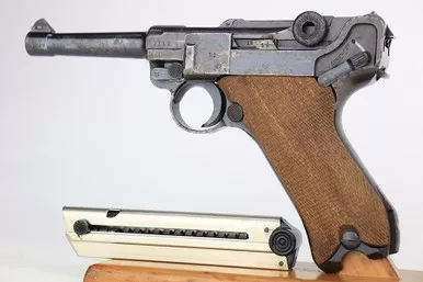 SOLD - 1939 Mauser Luger (7712v - 23612)