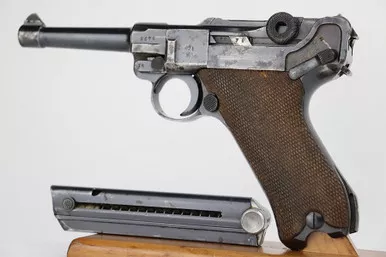 SOLD - 1940 Mauser Luger (9676l - 27205)