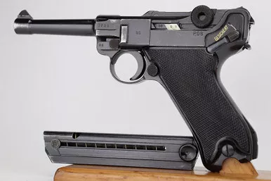 SOLD - 1942 "Black Widow" Mauser Luger - BYF 42 (3700m - 25627)