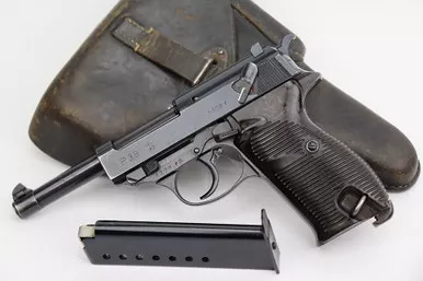 SOLD - 1942 Walther P.38 Rig - AC 42 (8328f - 26851)