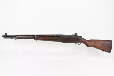 SOLD - 1943 Springfield M1 Garand (1363114 - 24664)