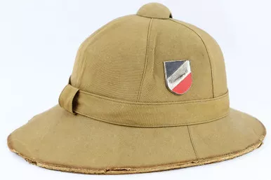 SOLD - 1st Model DAK Pith Helmet (101823-3)