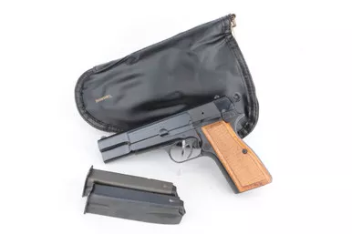 SOLD - Cased, Near-Mint 1969 Browning Hi Power Rig