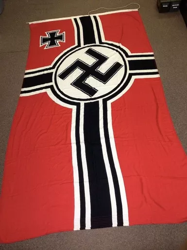 SOLD - Double-Sided Kriegsmarine Battle Flag: 200 x 335