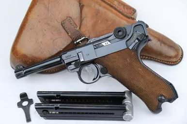 SOLD - Excellent 1939 Mauser Luger Rig - Two Matching Magazines (2328r - 25652)