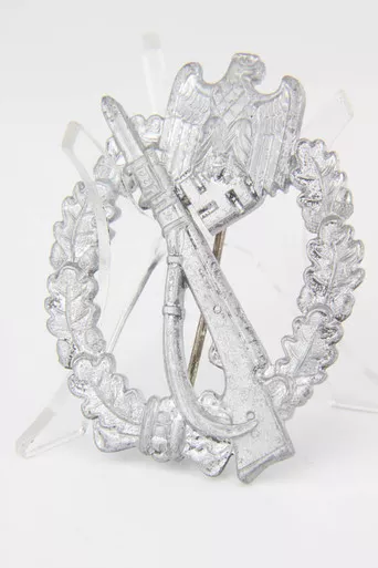 SOLD - German Wehrmacht Infantry Assault Badge