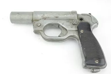 SOLD - LP42 Flare Pistol