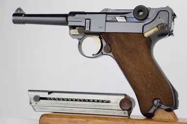 SOLD - Minty 1914 DWM Luger