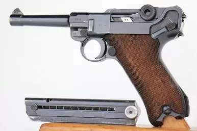 SOLD - Minty 1939 Mauser Luger (5900n - 25005)