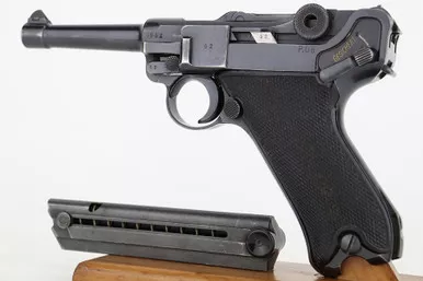 SOLD - Minty 1942 "Black Widow" Mauser Luger - BYF 42 (9962d - 29125)