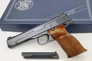 SOLD - Minty, Boxed 1970 Smith & Wesson Model 41