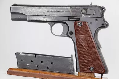 SOLD - Nazi Radom VIS 35 (A9104 - 25879)