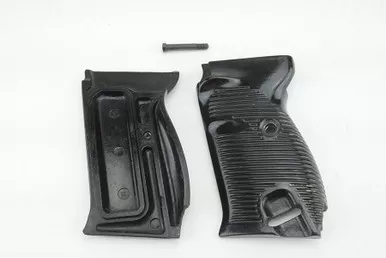 SOLD - Posselt Spreewerk P.38 Grips & Screw (032724-29-AB)