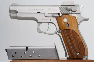 SOLD - Smith & Wesson Model 639