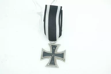 SOLD - WW1 Iron Cross 2nd Class with Hanger (101424-66 - AB)