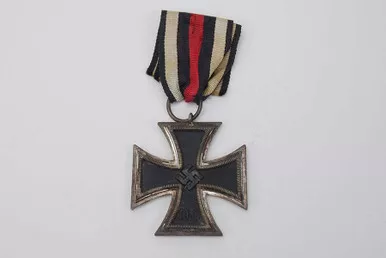 WW2 Iron Cross 2nd Class